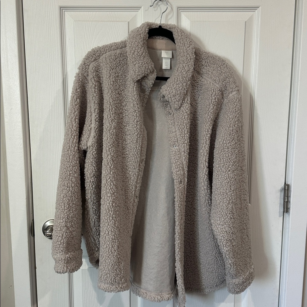 H&M Teddy Shacket size m